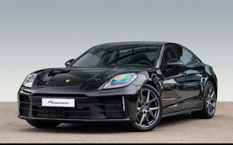 Schwarz Neu 2025 Porsche Panamera 4 Limousine | 156.946 € (Guter Preis) - Bild 1/4