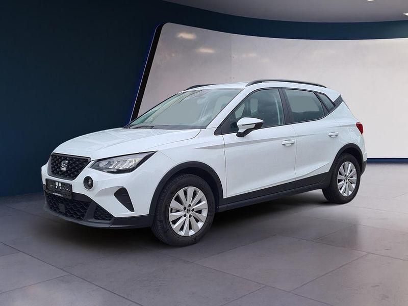 "nevada" weiss Gebraucht 2023 Seat Arona Style SUV | 16.990 € (Fairer Preis) - Bild 1/4