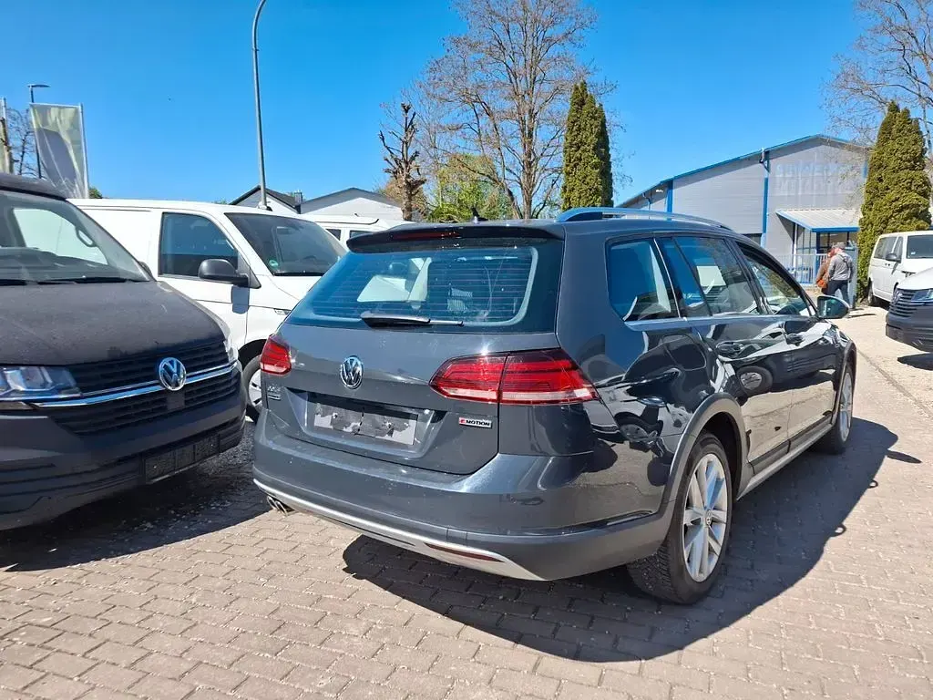 Gebraucht VW Golf Alltrack 184 PS (135 kW) 2020 Grau Kombi