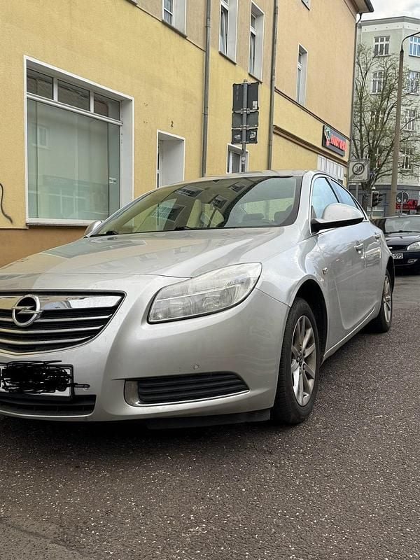 Grau Gebraucht 2008 Opel Insignia Limousine | 2.500 € (Superpreis) - Bild 1/4