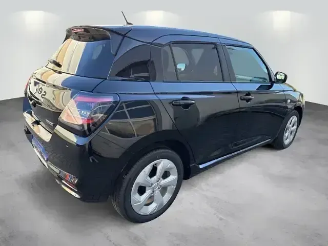 Neu Suzuki Swift Comfort 82 PS (60 kW) 2026 Schwarz Kleinwagen