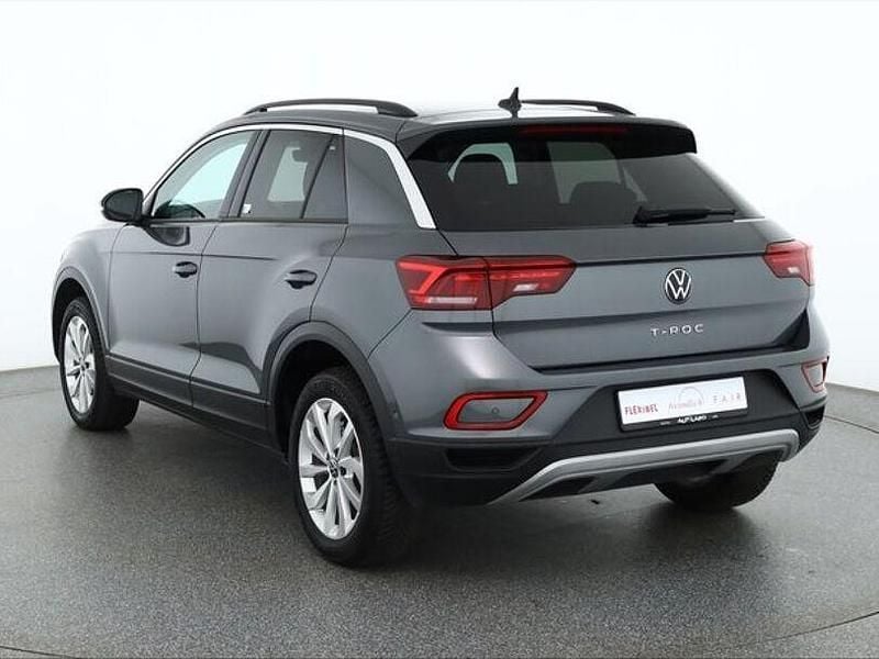 Usado VW T-Roc 150 HP (110 kW) 2024 Cinzento SUV