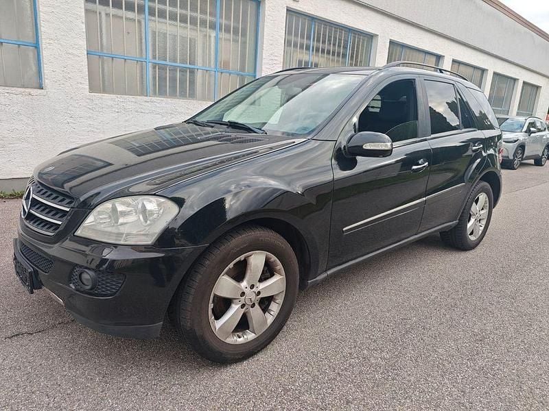 Schwarz Gebraucht 2008 Mercedes ML420 SUV | 3.499 € (Superpreis) - Bild 1/4