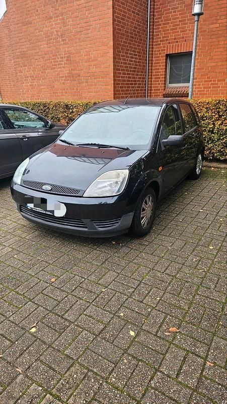 Schwarz Gebraucht 2003 Ford Fiesta Kleinwagen | 450 € (Superpreis) - Bild 1/4