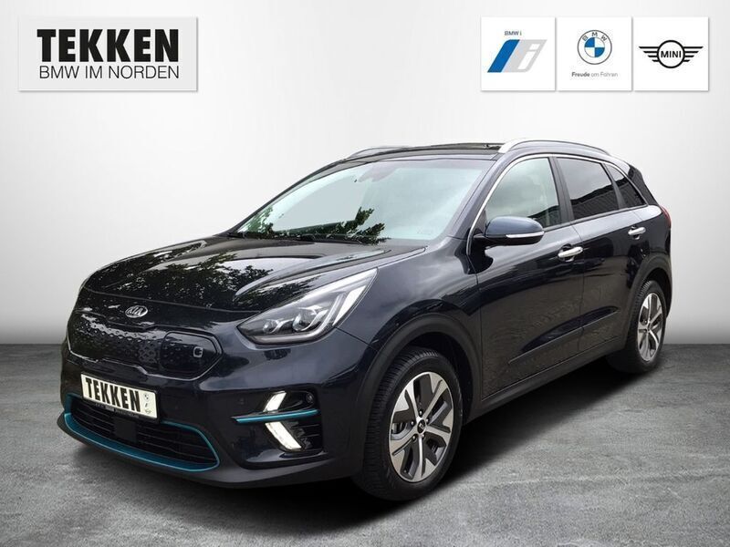 Blau Gebraucht 2020 Kia e-Niro Spirit SUV | 23.890 € (Etwas zu teuer) - Bild 1/4