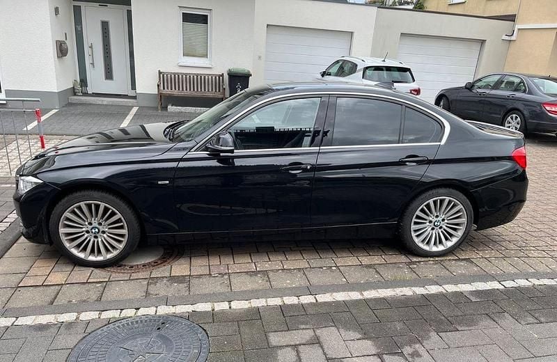 Gebraucht BMW 328 Luxury Line 245 PS (180 kW) 2014 Schwarz Limousine