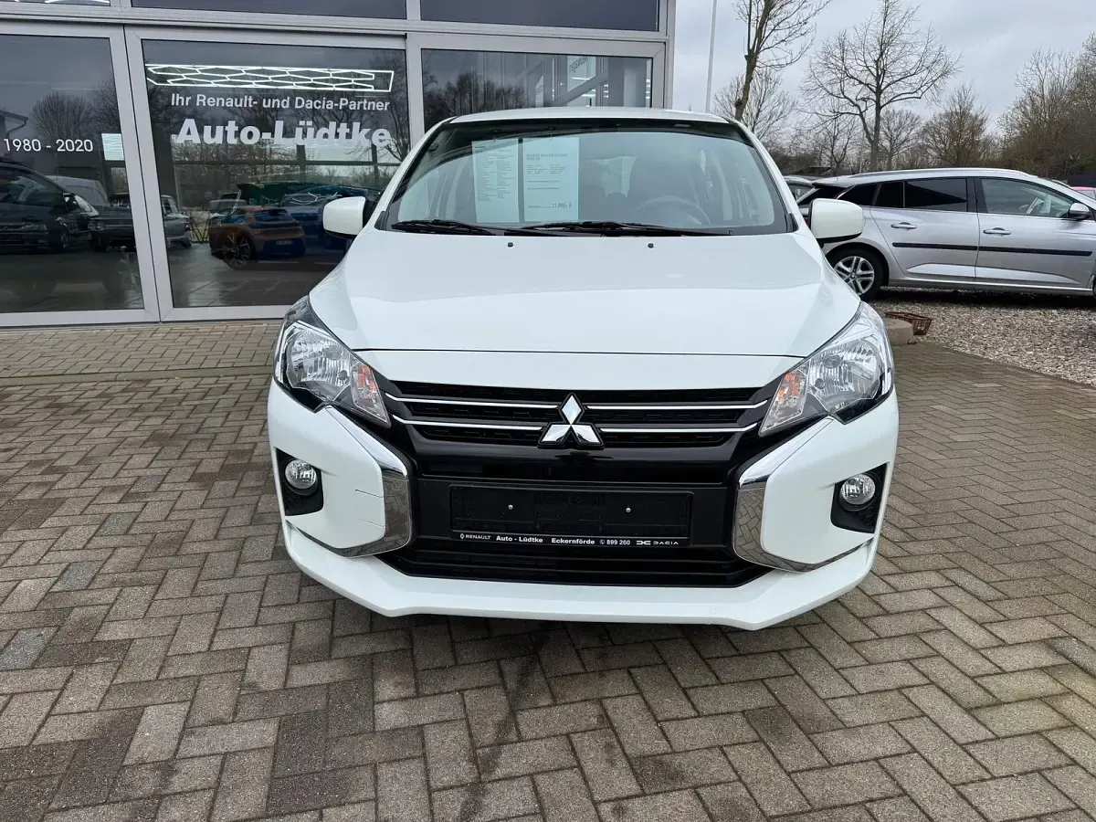 Usata Mitsubishi Space Star 71 CV (52 kW) 2024 Bianco Utilitaria