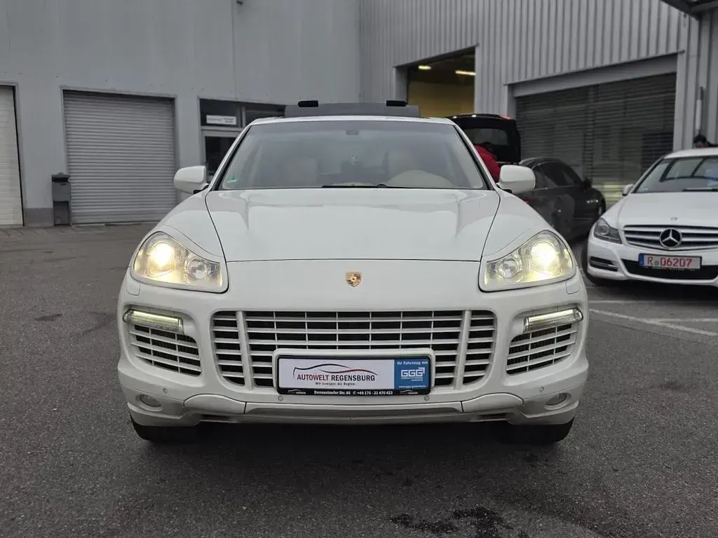 Gebraucht Porsche Cayenne Turbo 500 PS (367 kW) 2008 Weiß SUV