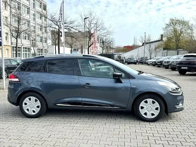 Gebraucht Renault Clio IV 90 PS (66 kW) 2018 Grau Limousine