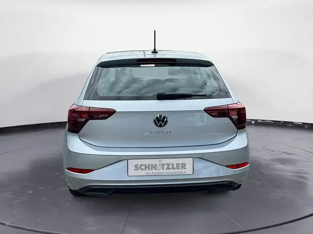 Gebraucht VW Polo Life 95 PS (69 kW) 2022 Silber Kleinwagen