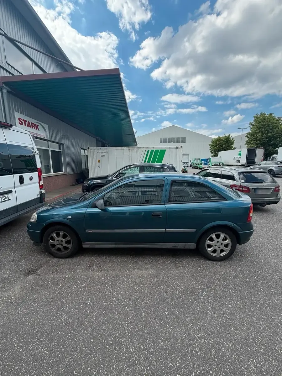 Gebraucht Opel Astra 75 PS (55 kW) 2001 Grün Coupé