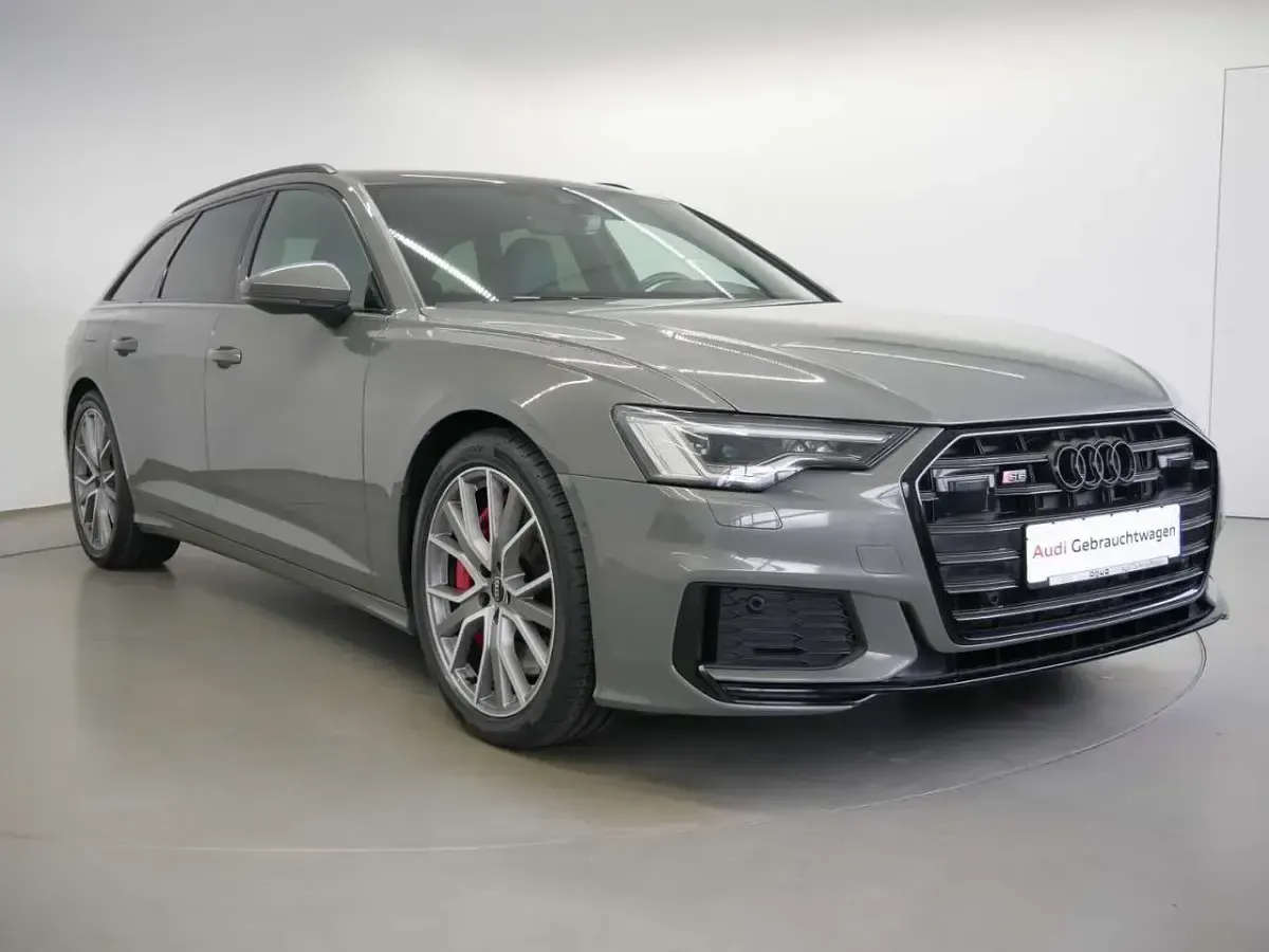 Gebraucht Audi S6 Ambiente 344 PS (253 kW) 2023 Chronosgrau metallic Kombi