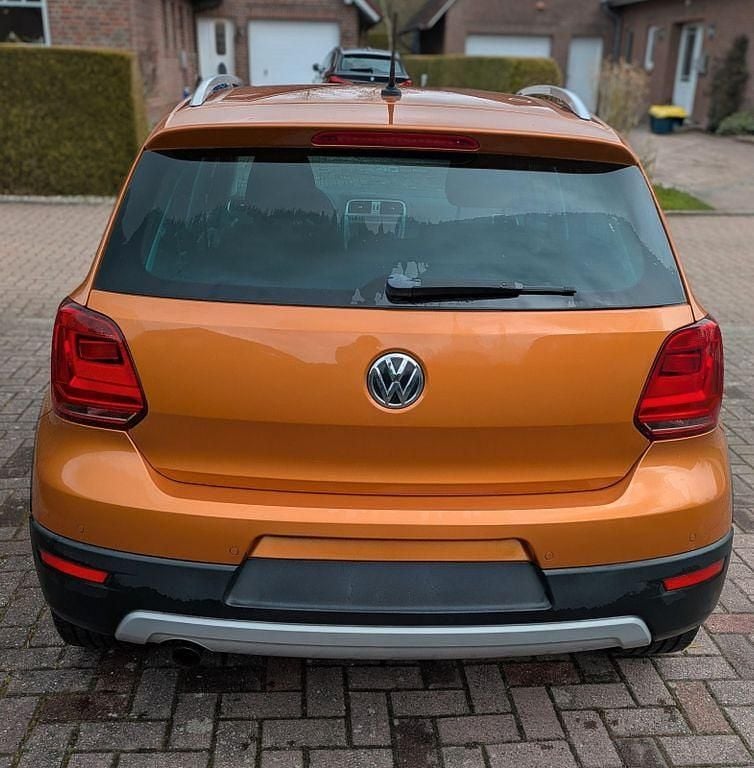 Gebraucht VW Polo Cross 110 PS (80 kW) 2015 Orange Kleinwagen