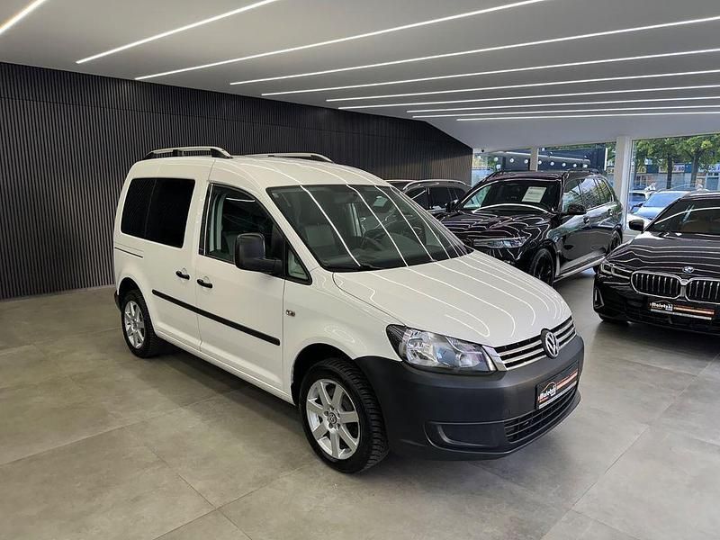 Weiß Gebraucht 2011 VW Caddy Van / Kleinbus | 7.950 € (Fairer Preis) - Bild 1/4