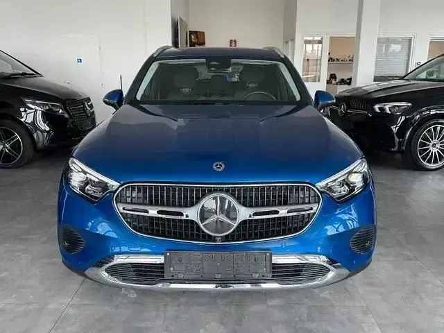 Gebraucht Mercedes GLC220 197 PS (144 kW) 2023 Blau SUV