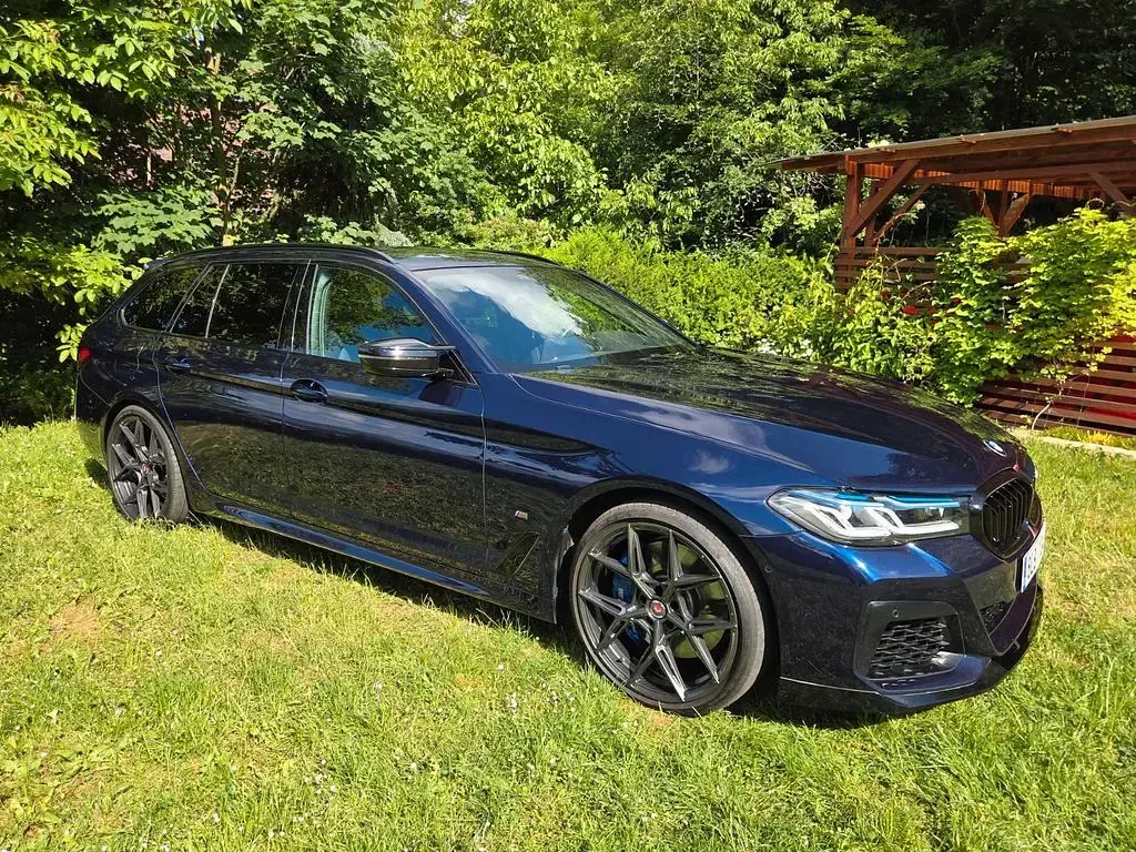 Gebraucht BMW 540 M Sport 333 PS (244 kW) 2022 Blau Kombi