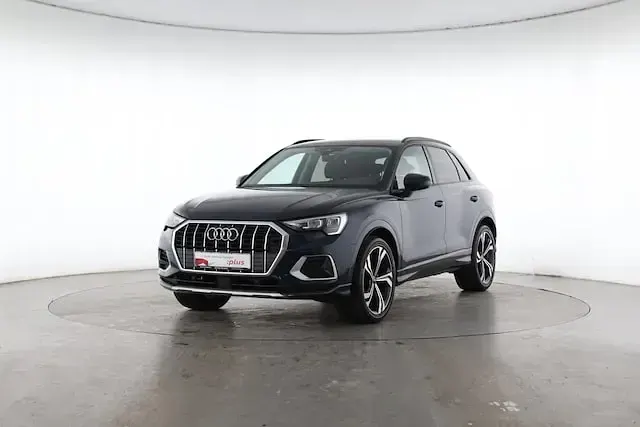 Gebraucht Audi Q3 Advanced 150 PS (110 kW) 2020 Kosmosblau SUV