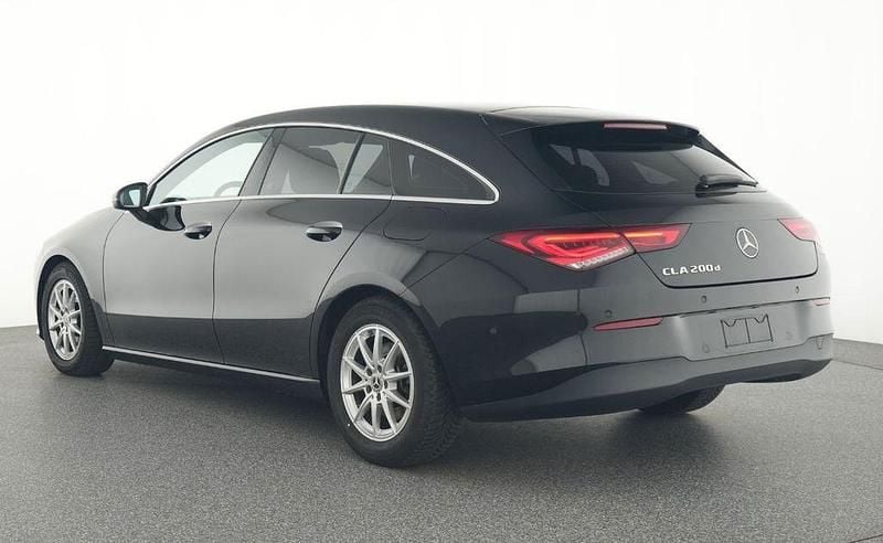Gebraucht Mercedes CLA200 150 PS (110 kW) 2021 Schwarz Limousine