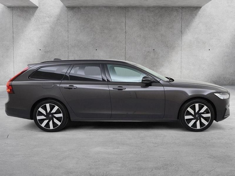 Gebraucht Volvo V90 Plus 455 PS (334 kW) 2025 Grau Kombi