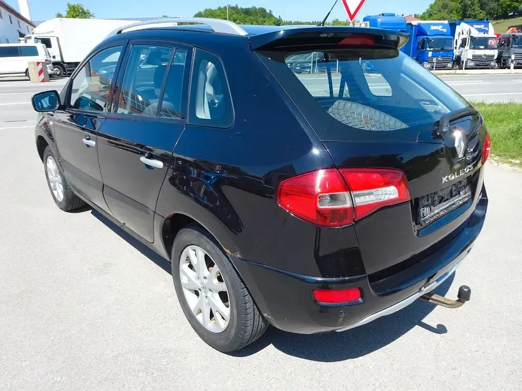 Gebraucht Renault Koleos Dynamique 150 PS (110 kW) 2011 Schwarz SUV