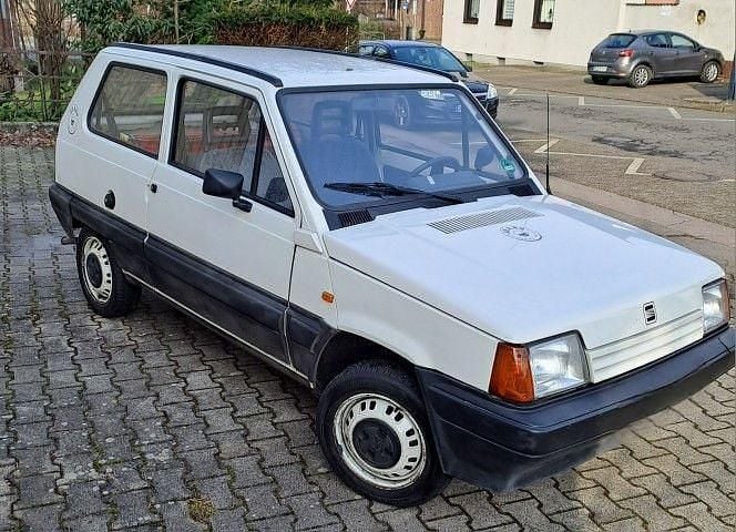 Weiß Gebraucht 1992 Seat Marbella Kleinwagen | 1.300 € - Bild 1/4