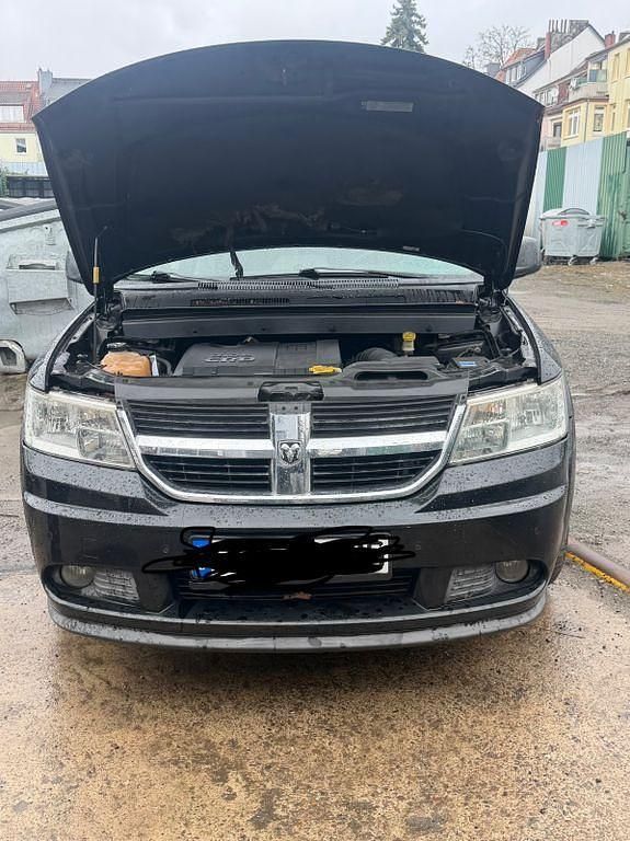 Gebraucht Dodge Journey SE 140 PS (102 kW) 2010 Schwarz SUV