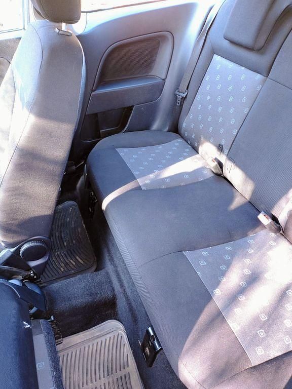 Gebraucht Ford Fiesta 69 PS (50 kW) 2004 Grün Kleinwagen