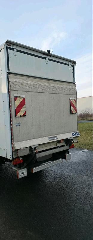 Gebraucht Ford Transit 131 PS (96 kW) 2018 Weiß Van / Kleinbus