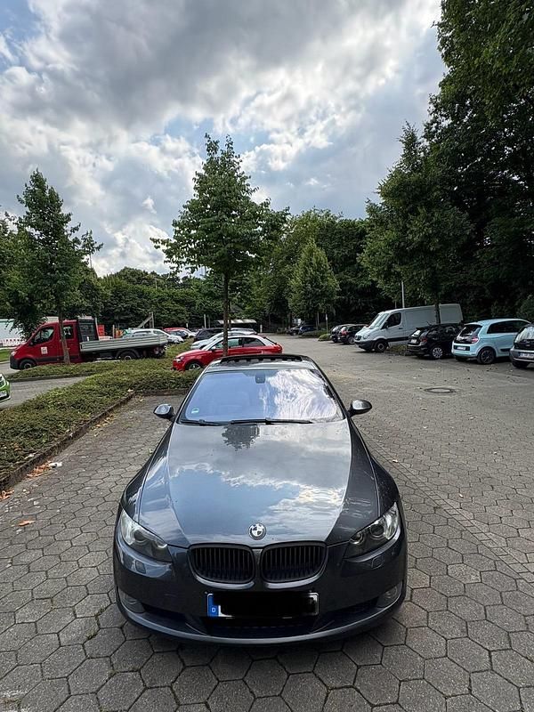 Grau Gebraucht 2008 BMW 325 Coupé | 4.800 € (Superpreis) - Bild 1/4