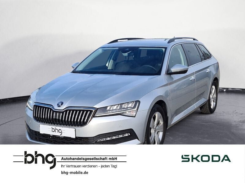 Silber Gebraucht 2022 Skoda Superb Ambition Kombi | 27.960 € (Fairer Preis) - Bild 1/4