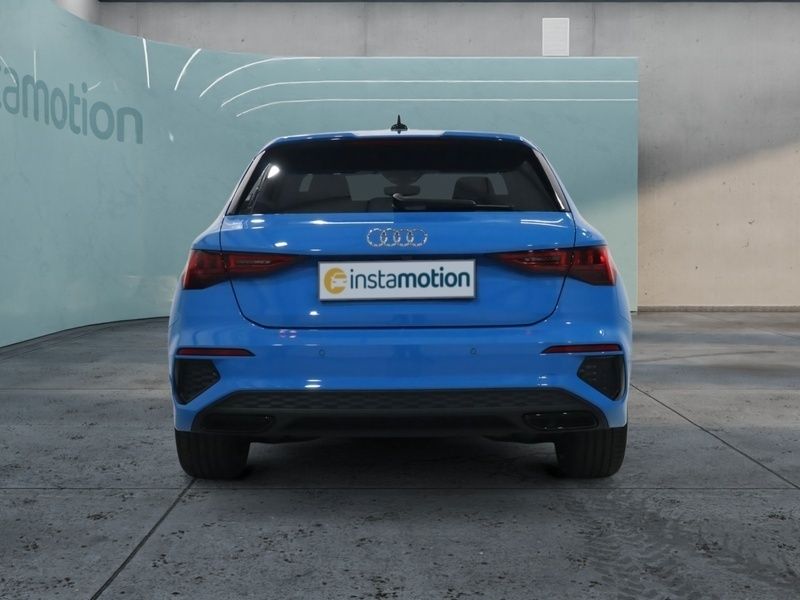 Gebraucht Audi A3 e-tron Sport 245 PS (180 kW) 2022 Blau Kleinwagen