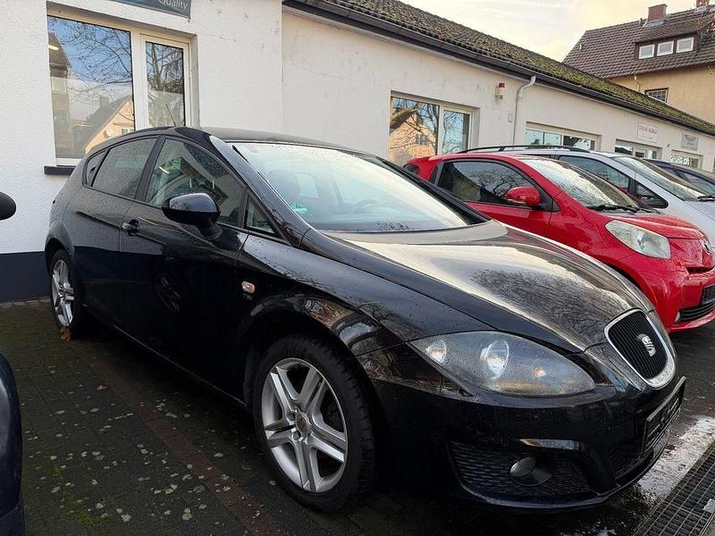 Gebraucht Seat Leon Stylance 125 PS (91 kW) 2010 Schwarz Limousine