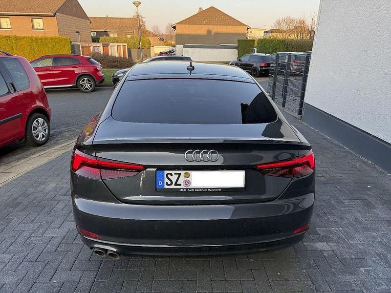 Gebraucht Audi A5 Sportback S-Line 190 PS (139 kW) 2018 Grau Kleinwagen