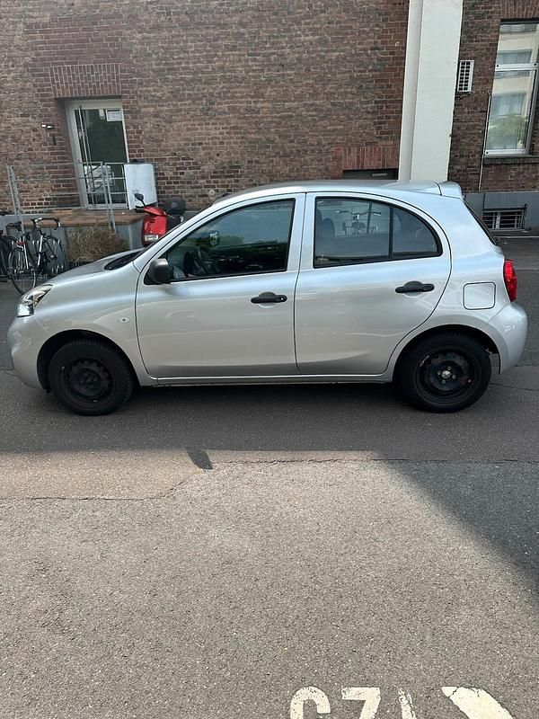 Silber Gebraucht 2014 Nissan Micra Kleinwagen | 5.500 € (Fairer Preis) - Bild 1/4