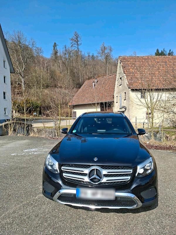 Gebraucht Mercedes GLC220 170 PS (125 kW) 2017 Schwarz SUV