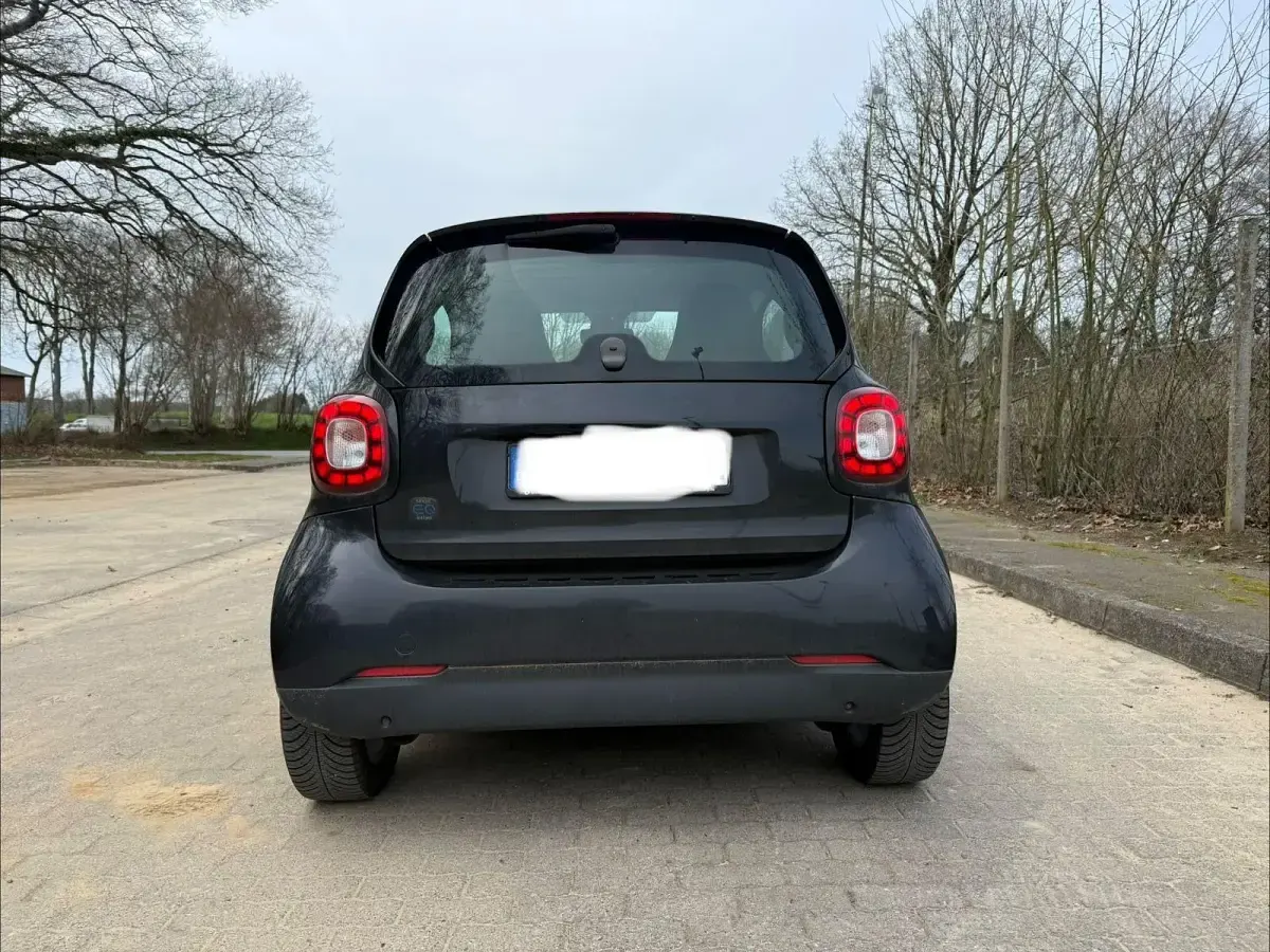 Gebraucht Smart ForTwo Coupé 60 kW (82 PS) 2020 Schwarz Coupé