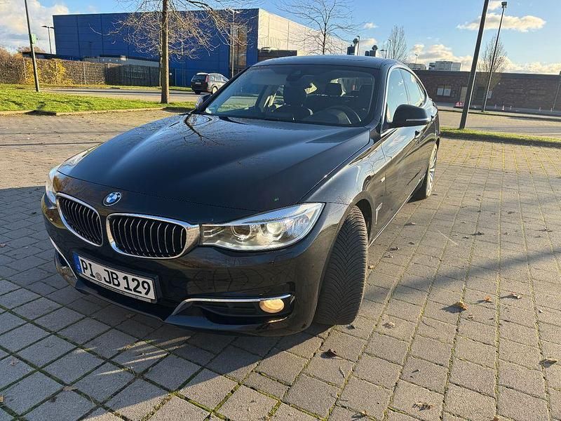 Schwarz Gebraucht 2013 BMW 320 Gran Turismo Luxury Line Limousine | 13.000 € (Guter Preis) - Bild 1/4