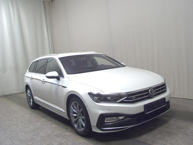 Gebraucht VW Passat R-line 190 PS (139 kW) 2021 Weiss Kombi