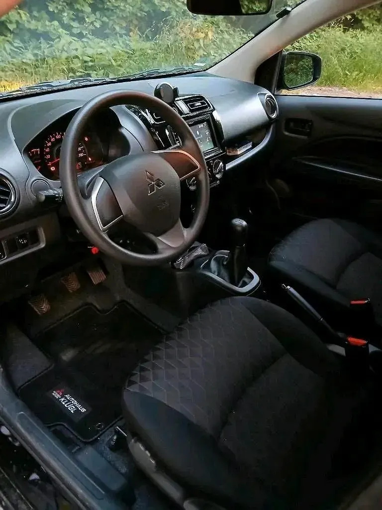 Brugt Mitsubishi Space Star Select 71 HK (52 kW) 2025 Sort Hatchback