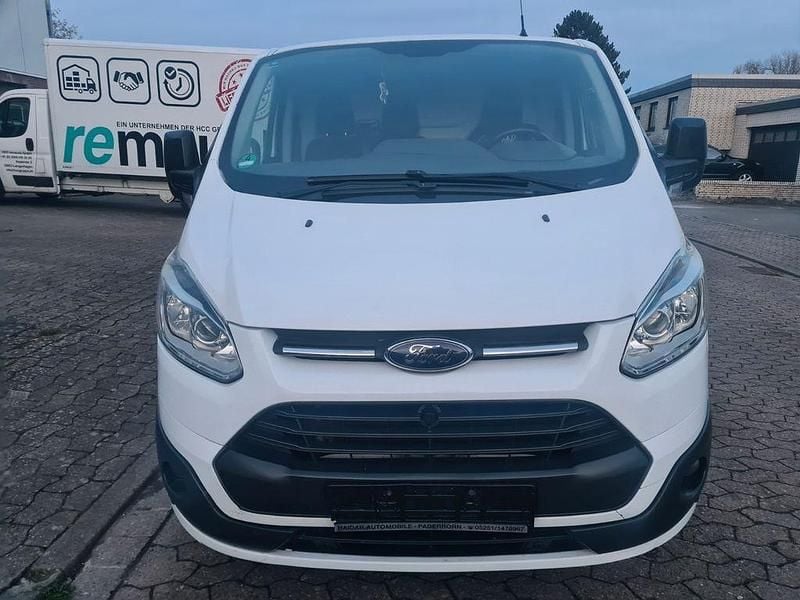 Gebraucht Ford Transit 101 PS (74 kW) 2016 Weiß Van / Kleinbus