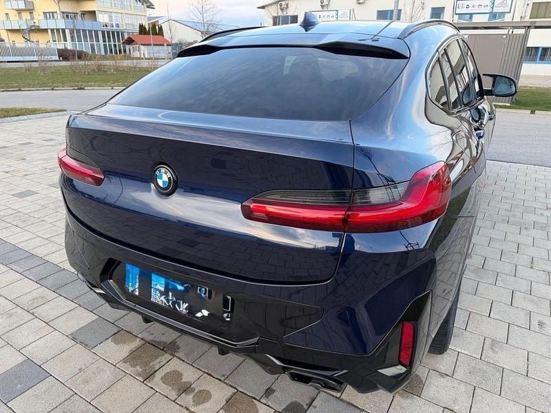 Gebraucht BMW X4 M Sport 340 PS (250 kW) 2024 Blau SUV