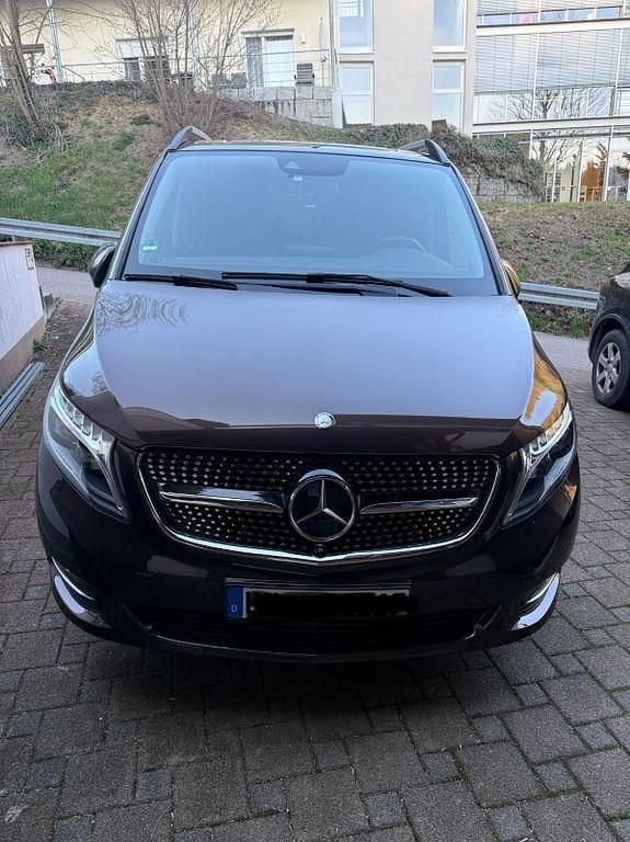 Gebraucht Mercedes V250 Avantgarde 190 PS (139 kW) 2015 Braun Van / Kleinbus