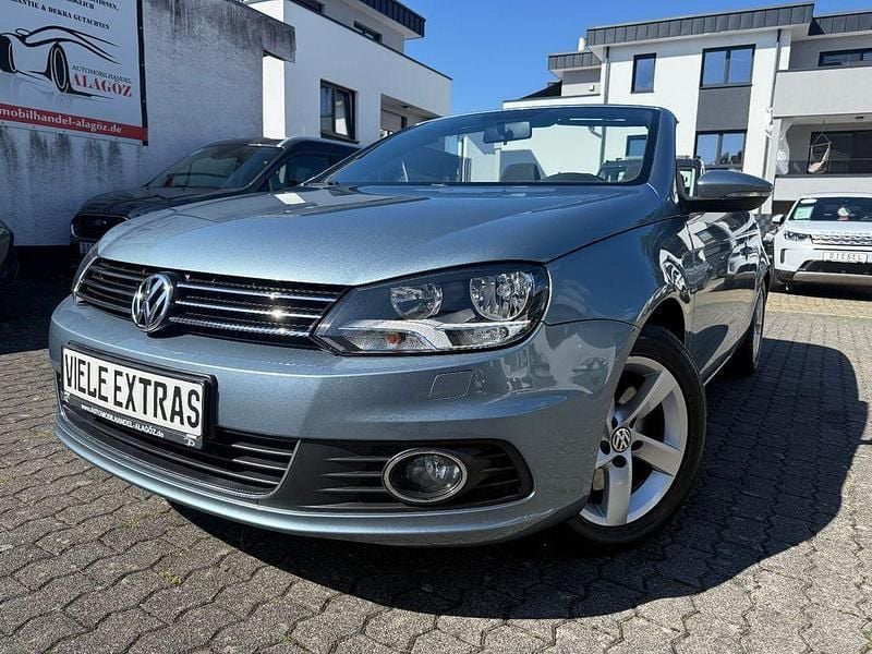 Gebraucht VW Eos 160 PS (117 kW) 2012 Blau Cabrio