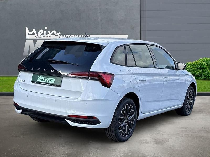 Neu Skoda Scala 150 PS (110 kW) 2026 Weiß Kleinwagen