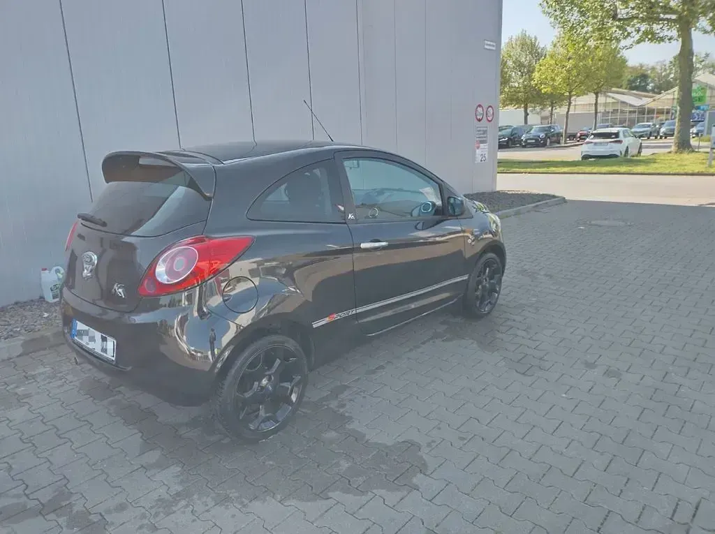 Gebraucht Ford Ka Titanium 69 PS (50 kW) 2011 Schwarz Kleinwagen