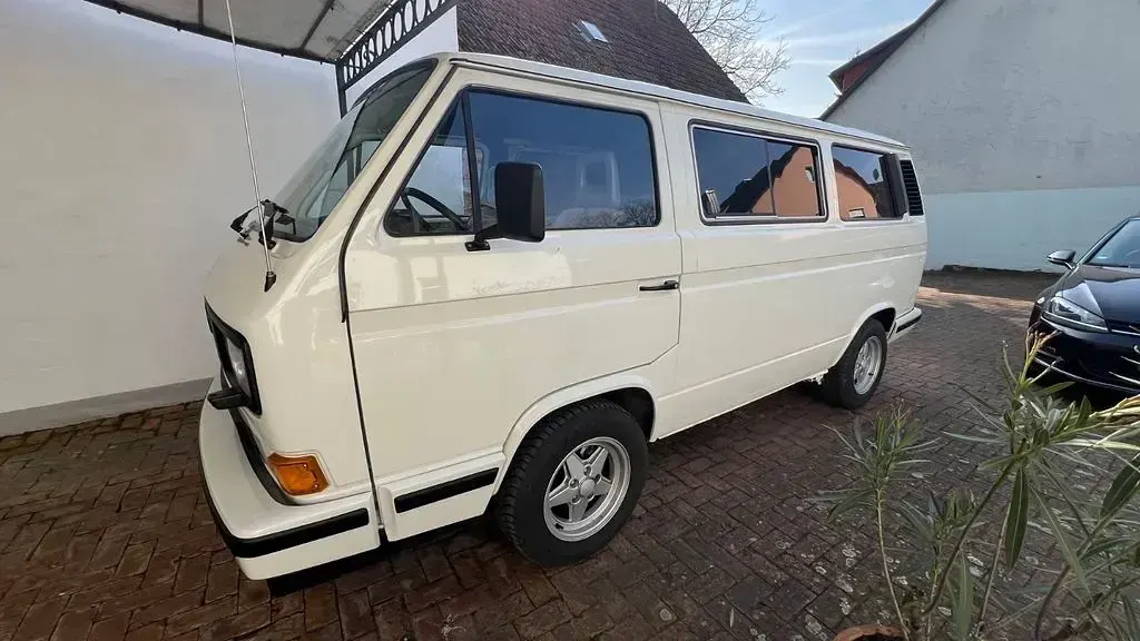Gebraucht VW Multivan 111 PS (81 kW) 1989 Weiß Van / Kleinbus