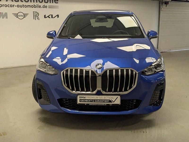 Gebraucht BMW 220 Performance 163 PS (119 kW) 2025 Blau Van / Kleinbus