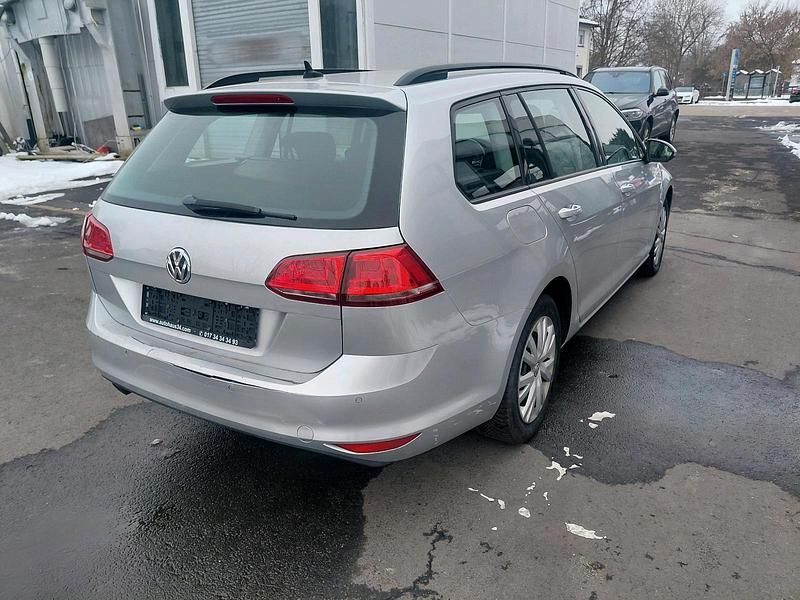 Gebraucht VW Golf VII 110 PS (80 kW) 2015 Silber Kombi