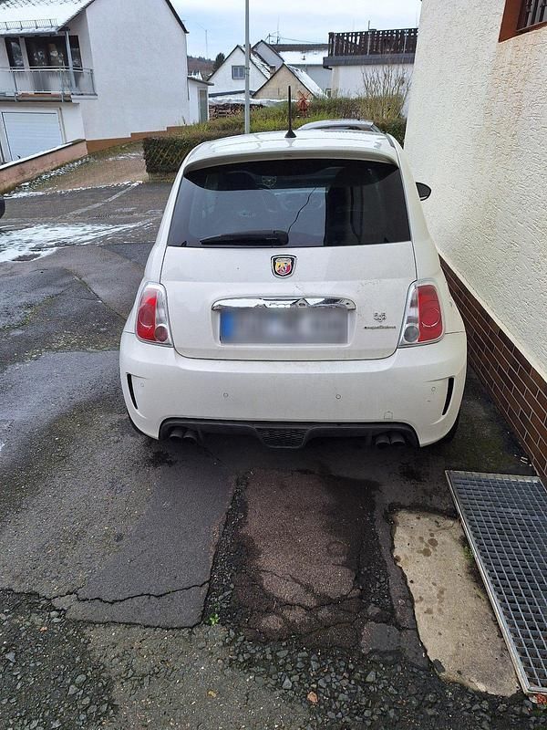 Second-hand Abarth 595 165 CP (121 kW) 2012 Alb Hatchback