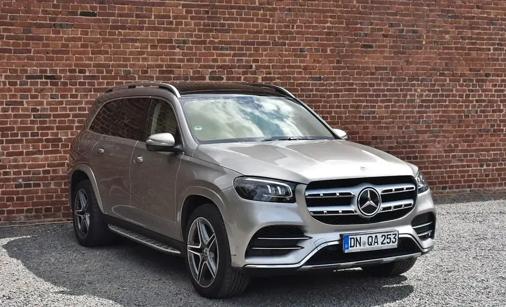 Gebraucht Mercedes GLS400 330 PS (242 kW) 2021 Silber SUV